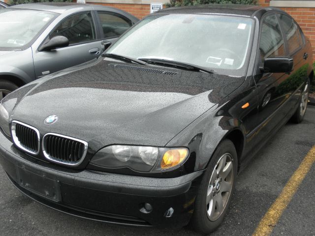 2004 BMW 3 series 2WD 4dr Heat