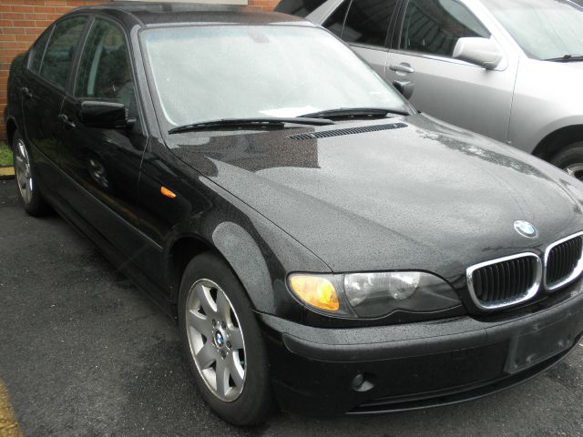 2004 BMW 3 series 2WD 4dr Heat