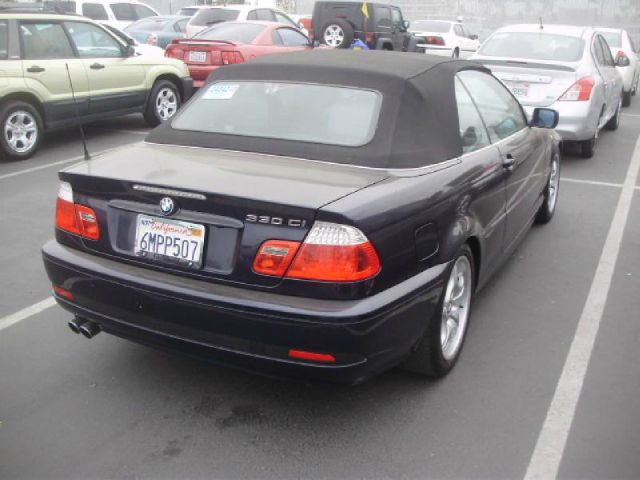 2004 BMW 3 series W/6-passenger Seating