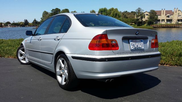 2004 BMW 3 series STX XL XLT FX2 Lariat