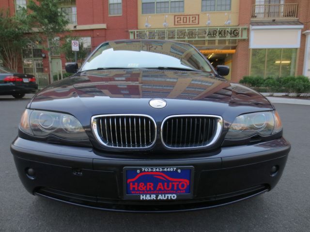 2004 BMW 3 series 2WD 4dr Heat