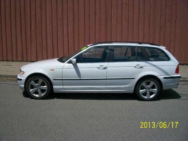 2004 BMW 3 series 323i 4dr Sdn Sedan