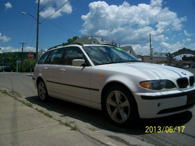 2004 BMW 3 series 323i 4dr Sdn Sedan