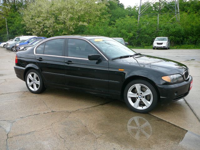 2004 BMW 3 series 4WD 4dr Heat