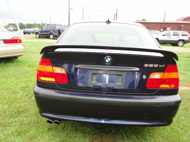 2004 BMW 3 series 2WD 4dr Heat