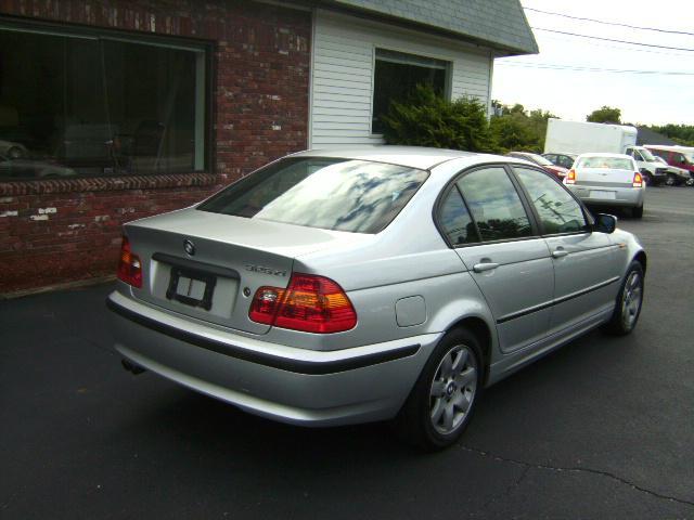 2005 BMW 3 series 2WD LX AT SSRS