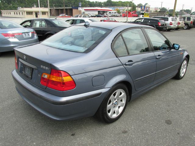 2005 BMW 3 series STX XL XLT FX2 Lariat