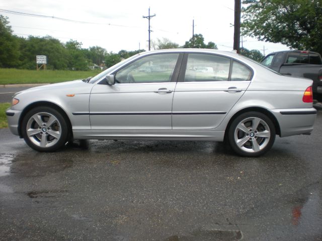 2005 BMW 3 series 4WD 4dr Heat