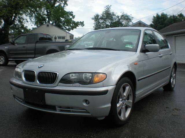 2005 BMW 3 series 4WD 4dr Heat