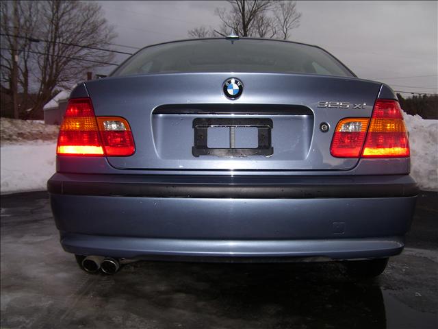 2005 BMW 3 series 323i 4dr Sdn Sedan