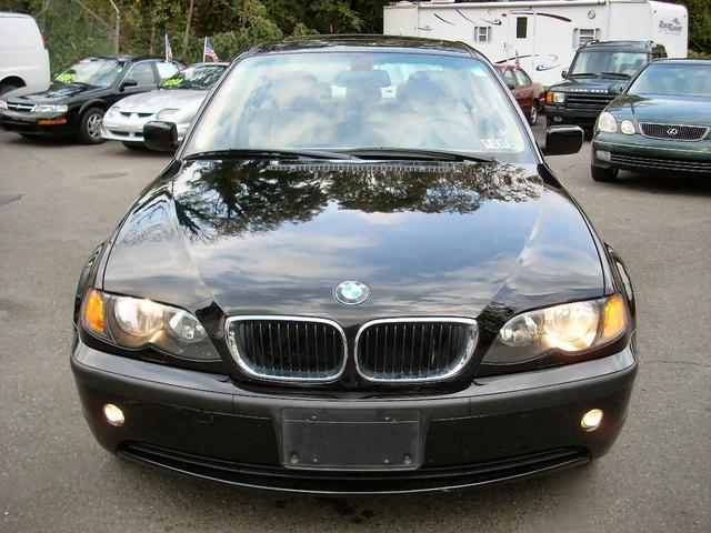 2005 BMW 3 series 323i 4dr Sdn Sedan