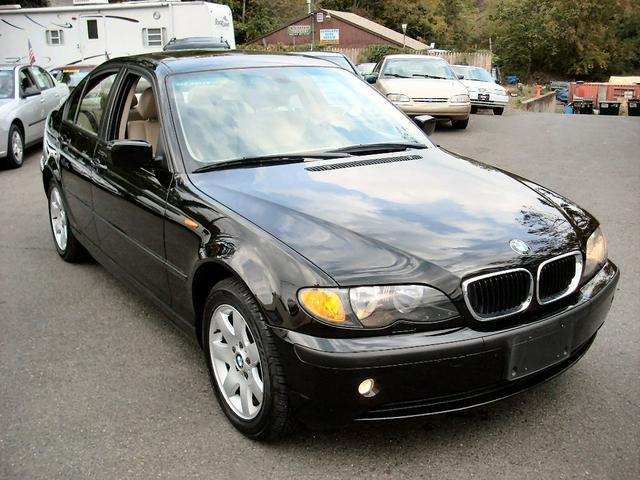 2005 BMW 3 series 323i 4dr Sdn Sedan