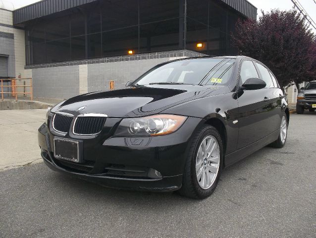 2006 BMW 3 series 2WD 4dr Heat