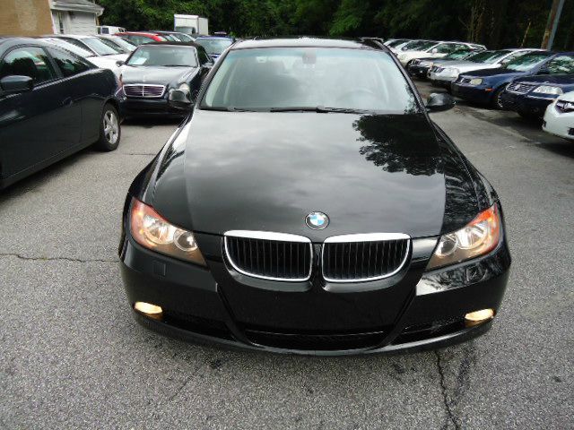 2006 BMW 3 series 2WD 4dr Heat