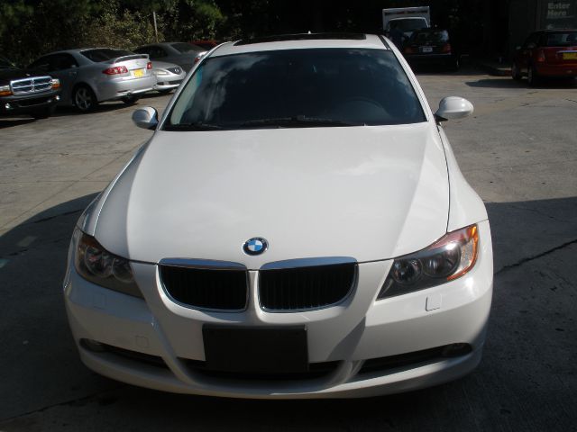 2006 BMW 3 series 2WD 4dr Heat