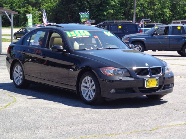 2006 BMW 3 series 2WD 4dr Heat