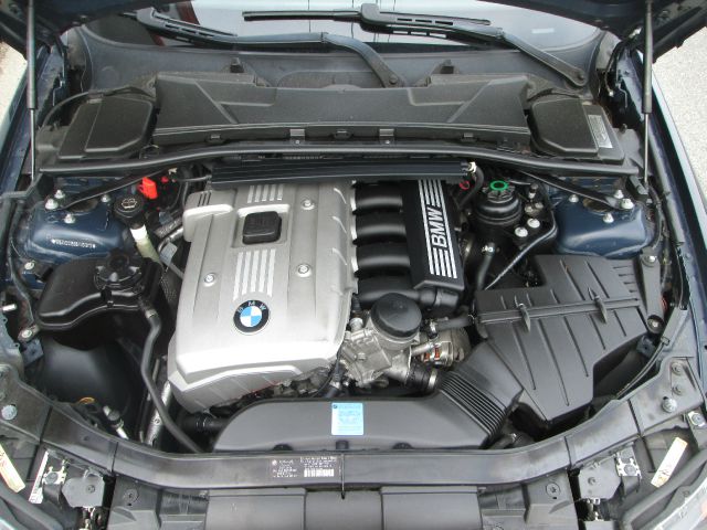 2006 BMW 3 series 4WD 4dr Heat