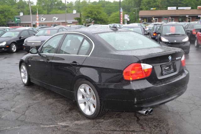 2006 BMW 3 series 4WD 4dr Heat