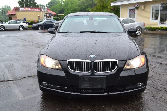 2006 BMW 3 series 4WD 4dr Heat