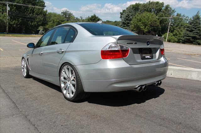 2006 BMW 3 series 335xi Sedan 4D