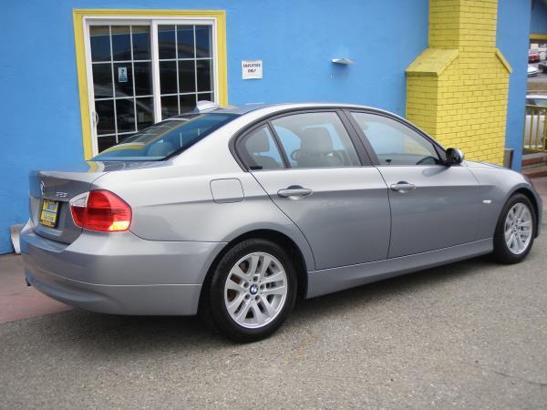 2006 BMW 3 series 4dr 1500 4WD LTZ