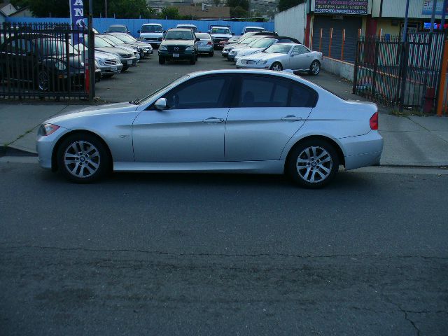 2006 BMW 3 series STX XL XLT FX2 Lariat