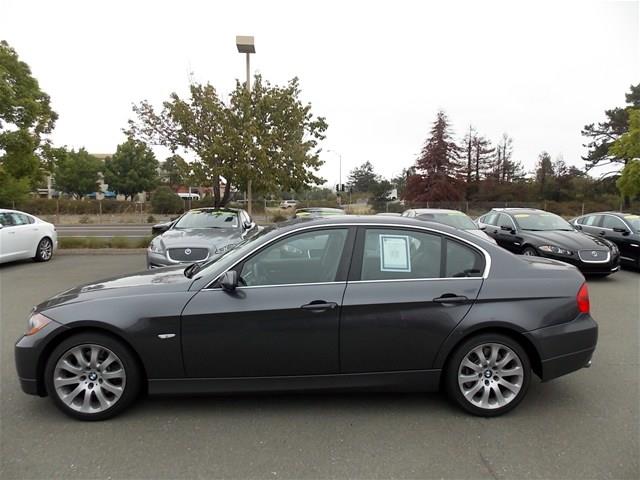 2006 BMW 3 series Ram 3500 Diesel 2-WD