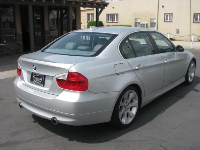 2007 BMW 3 series Sport-awd-2nd Bench-third-1 Owner