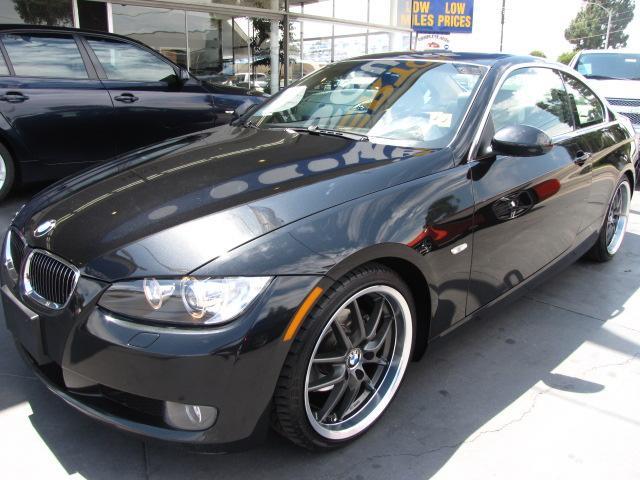 2007 BMW 3 series Sport-awd-2nd Bench-third-1 Owner