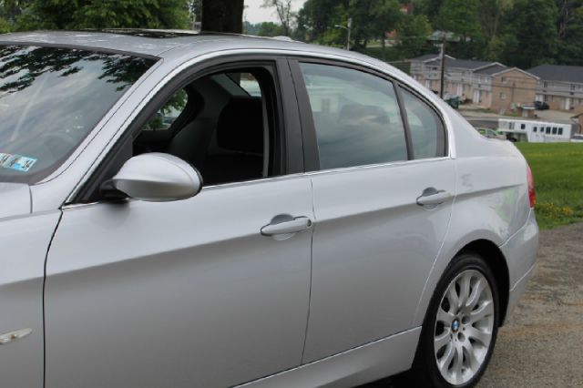 2007 BMW 3 series FWD 4dr Touring SUV