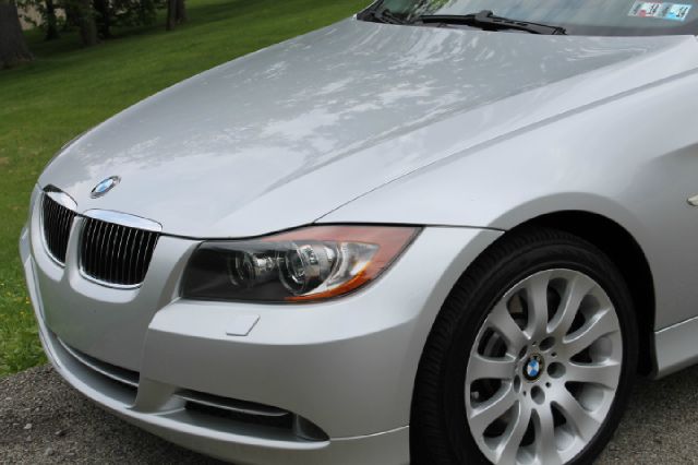 2007 BMW 3 series FWD 4dr Touring SUV