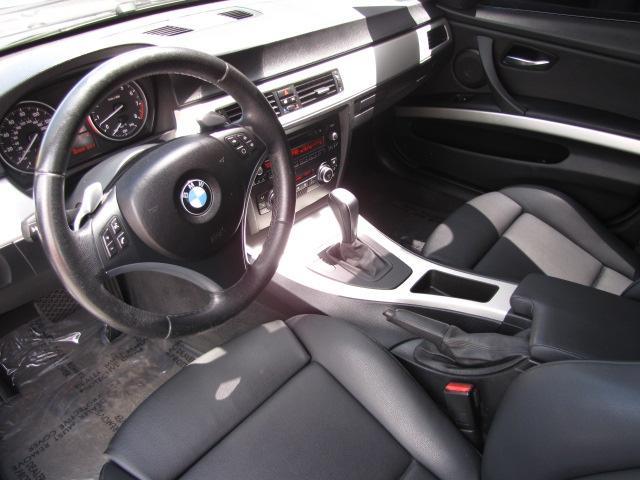 2008 BMW 3 series Sport-awd-2nd Bench-third-1 Owner