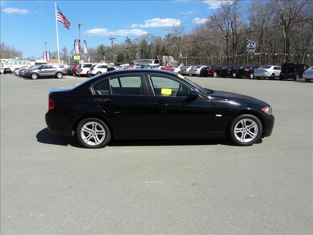 2008 BMW 3 series Sport-awd-2nd Bench-third-1 Owner