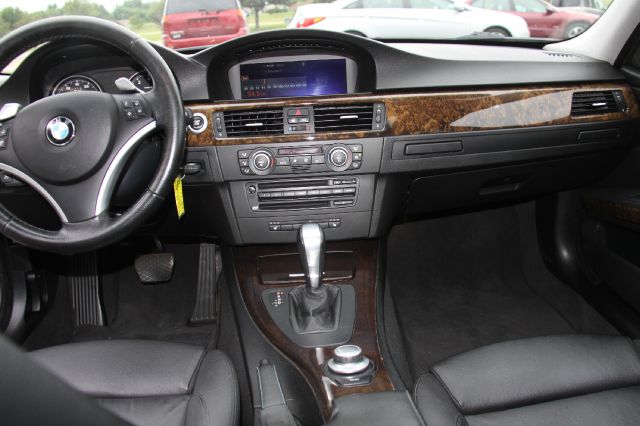 2008 BMW 3 series FWD 4dr Touring SUV