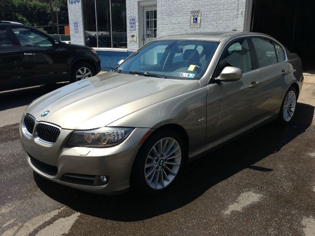 2009 BMW 3 series FWD 4dr Touring SUV