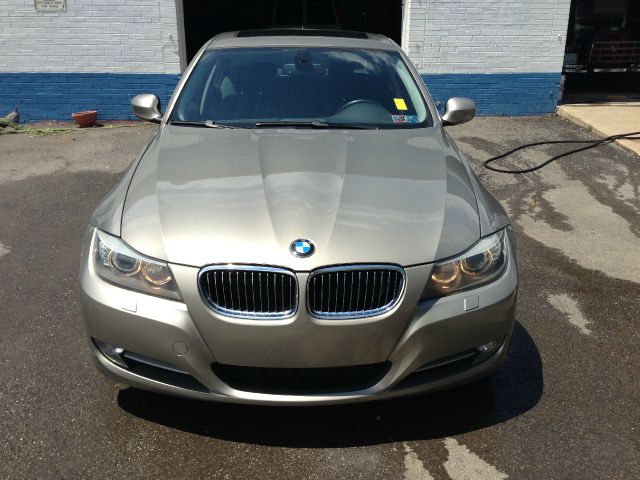 2009 BMW 3 series FWD 4dr Touring SUV