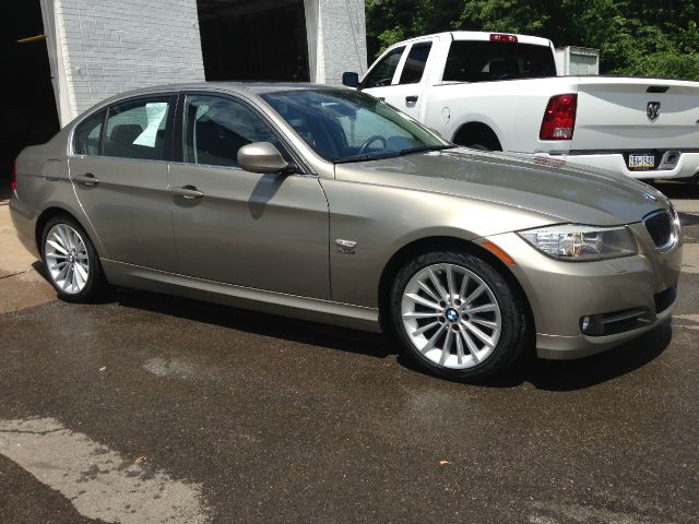 2009 BMW 3 series FWD 4dr Touring SUV