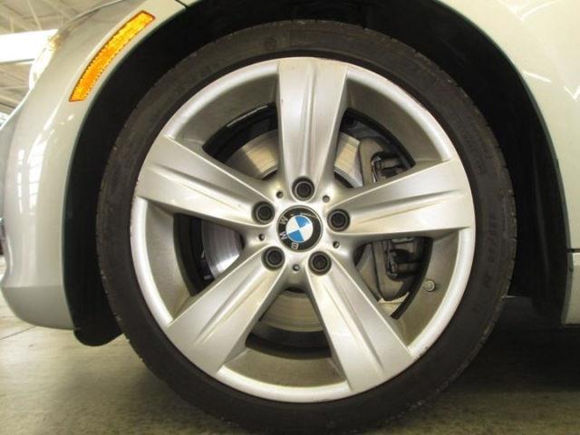 2010 BMW 3 series Base Sport +