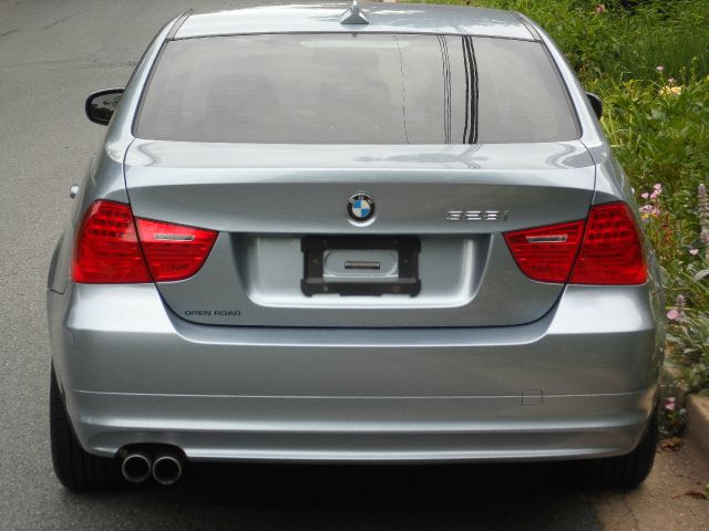 2010 BMW 3 series EXT WB W/1sb PKG