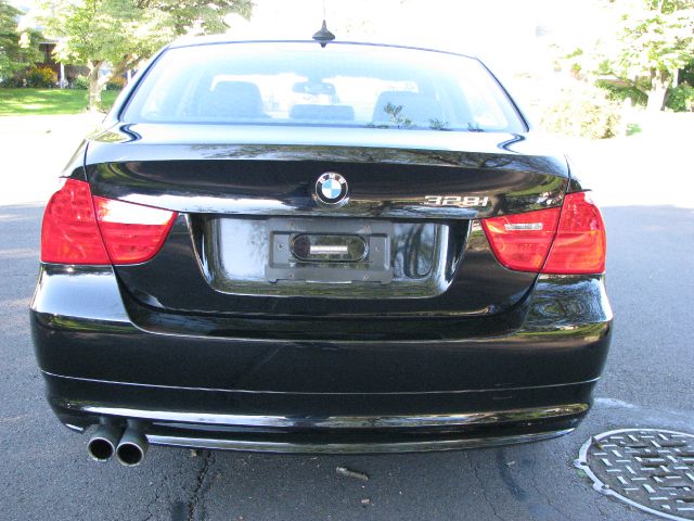 2010 BMW 3 series EXT WB W/1sb PKG