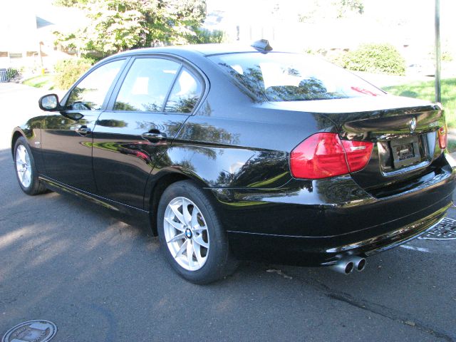 2010 BMW 3 series EXT WB W/1sb PKG