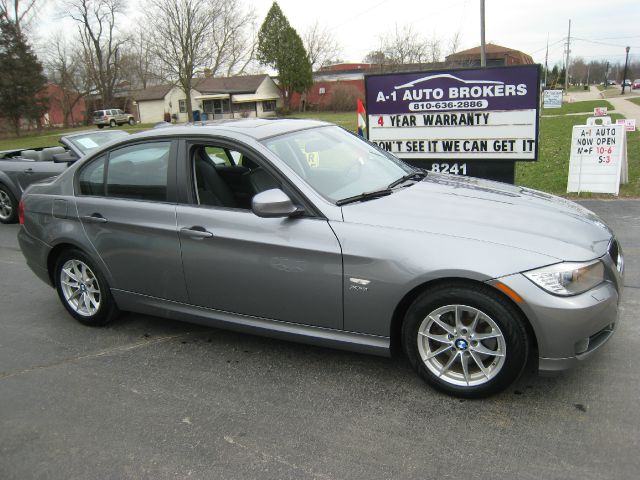 2010 BMW 3 series EXT WB W/1sb PKG