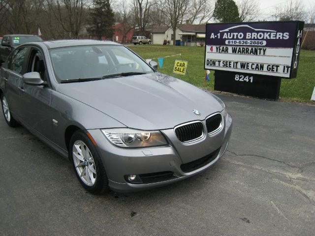 2010 BMW 3 series EXT WB W/1sb PKG