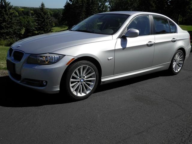 2010 BMW 3 series 2008 Nissan 1.8 SL