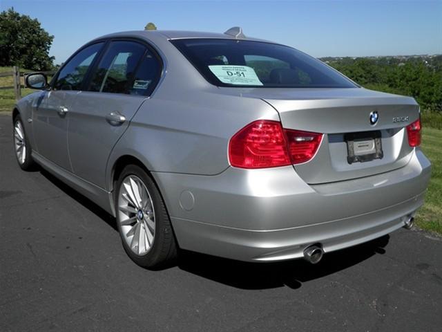 2010 BMW 3 series 2008 Nissan 1.8 SL