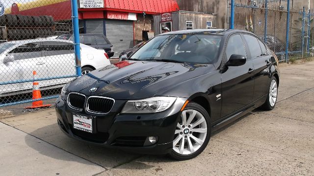 2010 BMW 3 series LX FWD Sedan