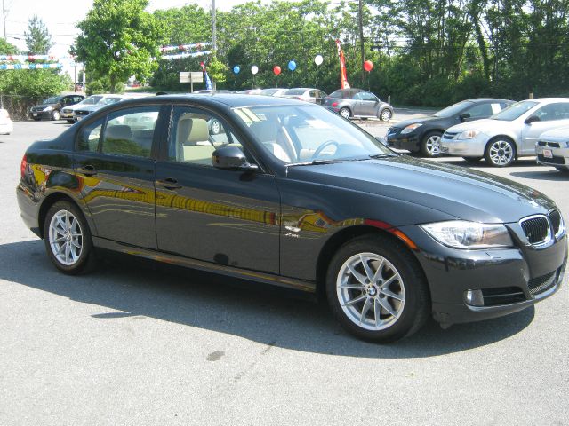 2011 BMW 3 series EXT WB W/1sb PKG