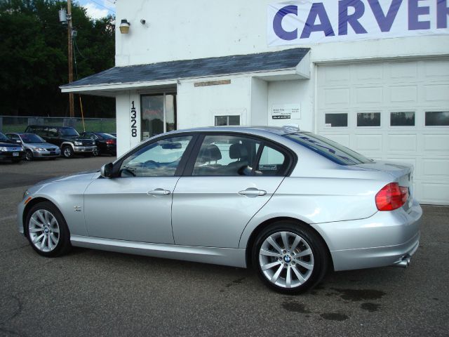 2011 BMW 3 series EXT WB W/1sb PKG