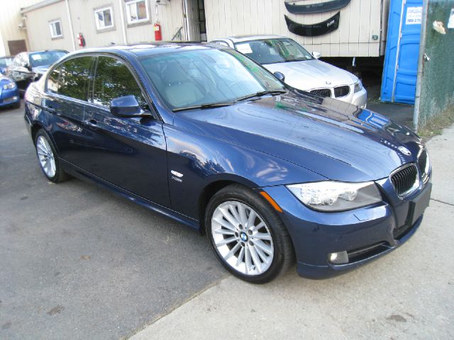 2011 BMW 3 series EXT WB W/1sb PKG