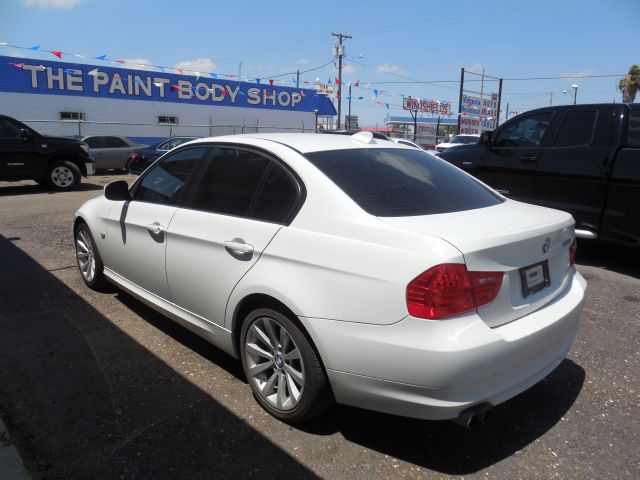 2011 BMW 3 series SE Automatic 4X4 Beutiful